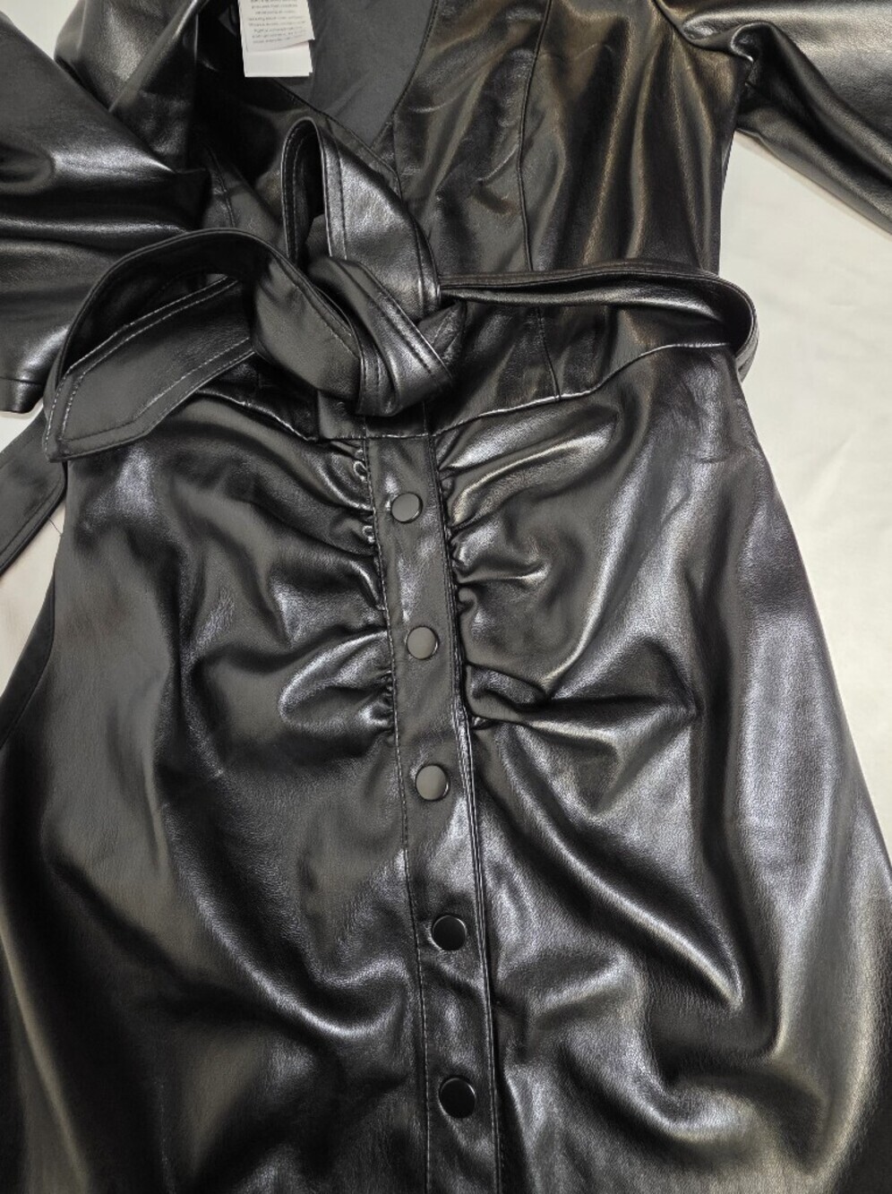 House of Harlow 1960 Black Faux-Leather Midi Belted Ruched Dress Size XS - Picture 3 of 14